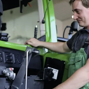 Preiswert SEKA Nachrüstsatz Schutzbelüftungsanlage für Fendt 300 Vario, 500 Vario und 700 Vario ab Bj. 14, X991870001000