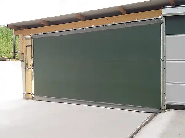 Abverkauf Windschutzvorhang 17 Meter Breite